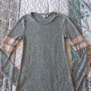 Cute Summer Sweater sz. M